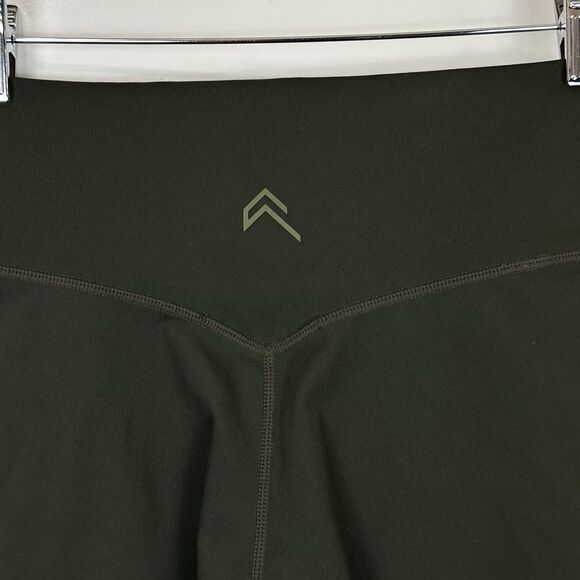 Oner Active Timeless High Waisted Shorts 5" Sz M No Front Seam Glute Contour - Picture 4 of 5